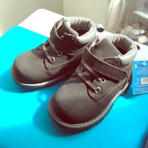 NWT Toddler Boots